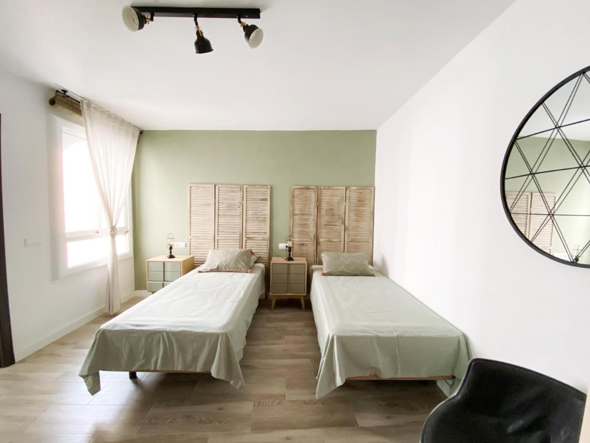 埃斯特波纳Casa Kalameta公寓 外观 照片